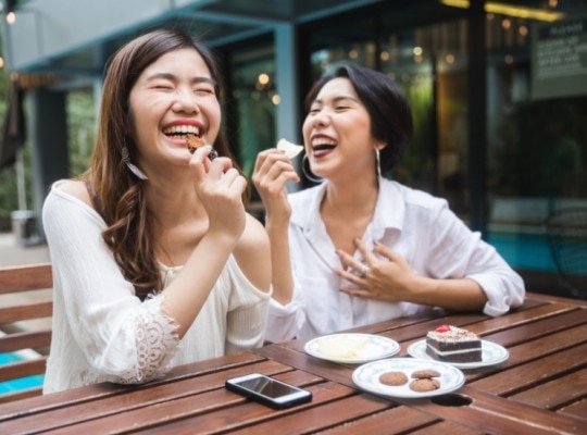 Cara Baru Buka Puasa Pakai Snack Coklat